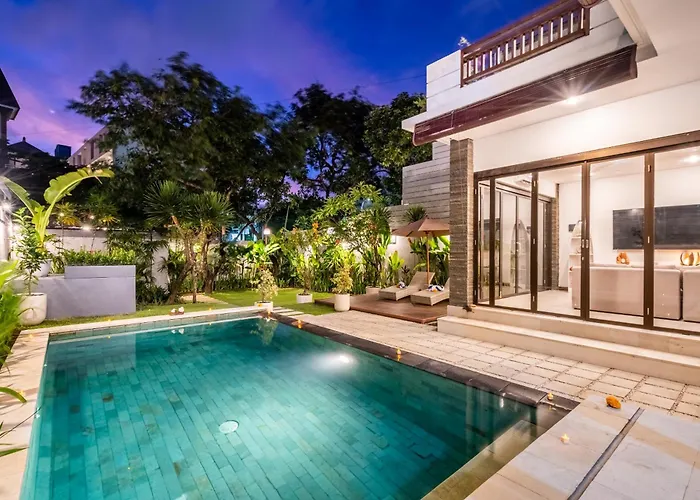 Villa Avaluna By Jb *